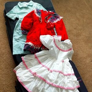 Two 4-5 years girl dresses for sale